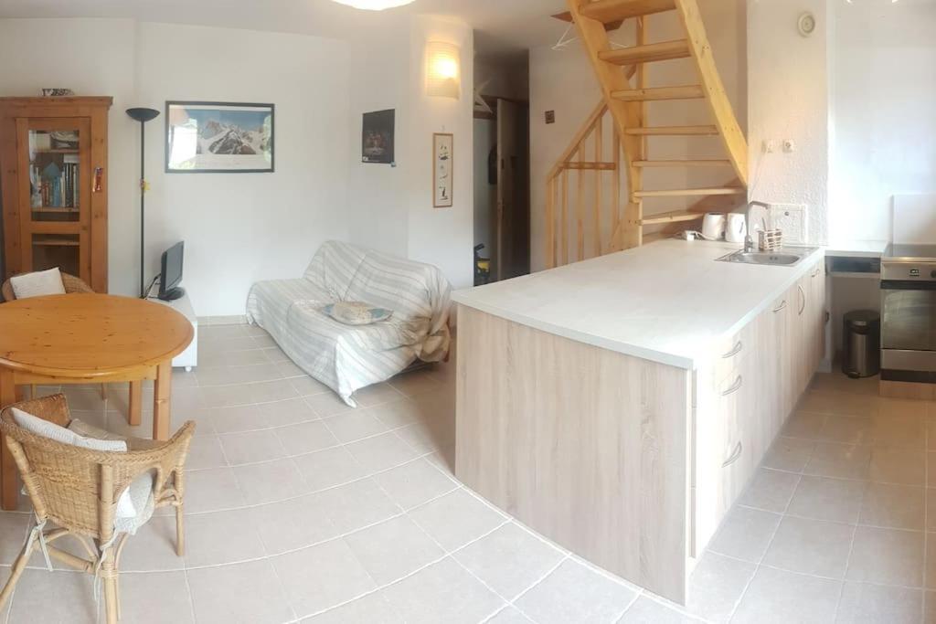 Beau Duplex Lumineux A La Montagne Nice Flat Just Underneath Mtblanc Les Houches Exterior photo